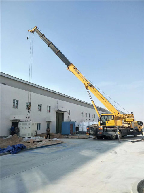 东海县“超载就喊停”—— 吊车的 “重量保镖” 技术
