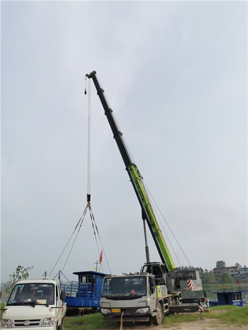 东海县桥梁建设吊装案例