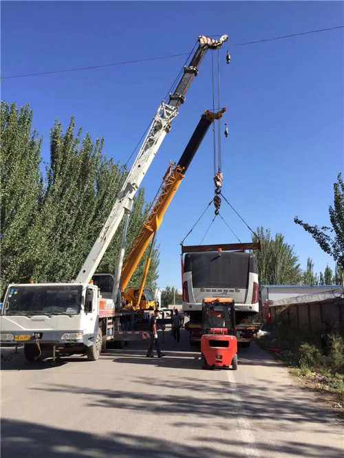 东海县港口集装箱搬运案例